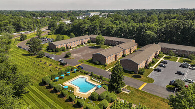 Village Green in Hatboro, PA - Foto de edificio - Building Photo