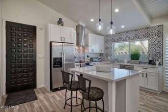 5519 N 71st Pl in Paradise Valley, AZ - Building Photo - Building Photo