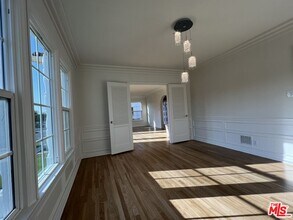 4120 S Victoria Ave in Los Angeles, CA - Building Photo - Building Photo