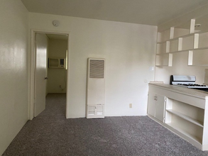 2308 P St in Sacramento, CA - Foto de edificio - Building Photo