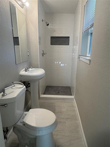 111 Minnie Dr in Itasca, TX - Building Photo - Building Photo