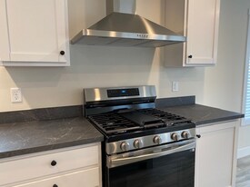 9103 N Union St in Tecumseh, MI - Building Photo