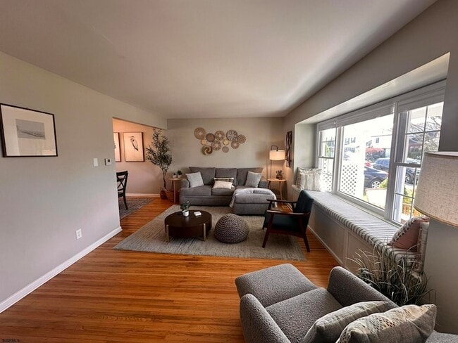 611 N Delavan Ave in Margate City, NJ - Foto de edificio - Building Photo