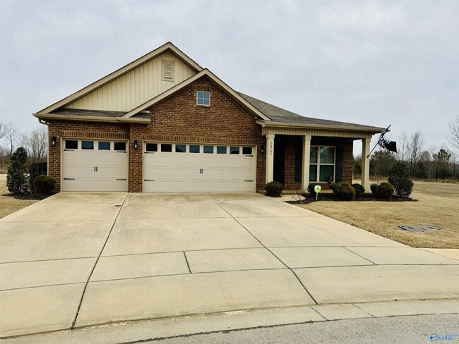 26764 Mill Creek Dr in Athens, AL - Building Photo - Building Photo