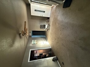 401 N Ave C in Kermit, TX - Building Photo - Building Photo