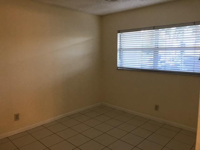 9915 Sandalfoot Blvd-Unit -402 in Boca Raton, FL - Building Photo - Building Photo