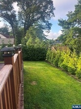 18 Hillside Terrace in Montvale, NJ - Building Photo - Building Photo