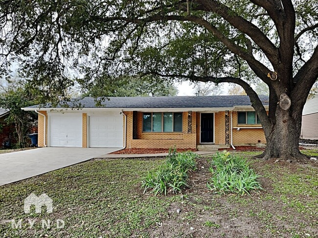 property at 5244 Greene Ave
