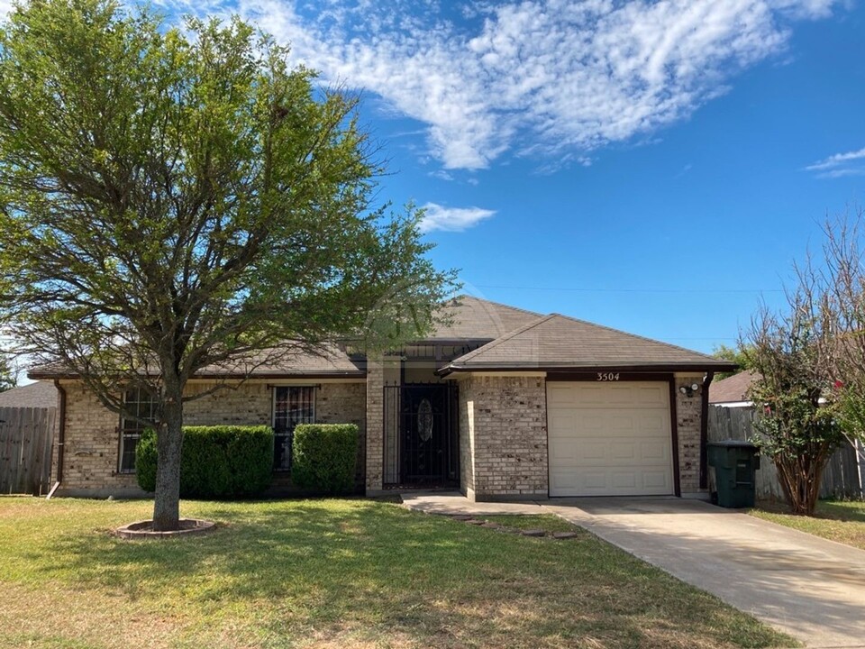 3504 Warfield Dr in Killeen, TX - Building Photo