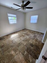 1013 Rosedale Ave, Unit A in Durham, NC - Building Photo - Building Photo