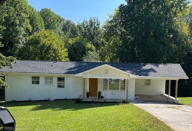 property at 4454 Roberta Cir