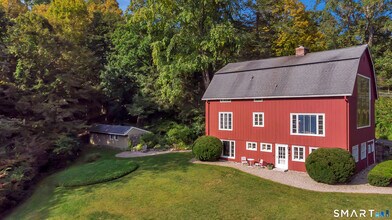 42 Picketts Ridge Rd in Redding, CT - Building Photo - Building Photo