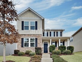 427 Catawba St, Unit 605B in Belmont, NC - Building Photo