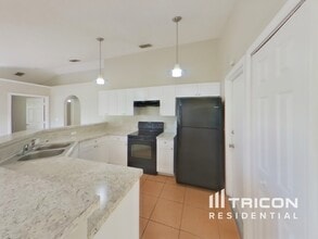 11357 Pickford St in Spring Hill, FL - Building Photo - Building Photo