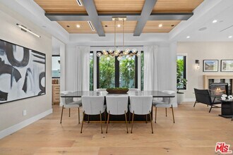 971 S Bundy Dr in Los Angeles, CA - Building Photo - Building Photo