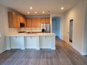 8033 Horncastle Ave in Roseville, CA - Building Photo - Building Photo