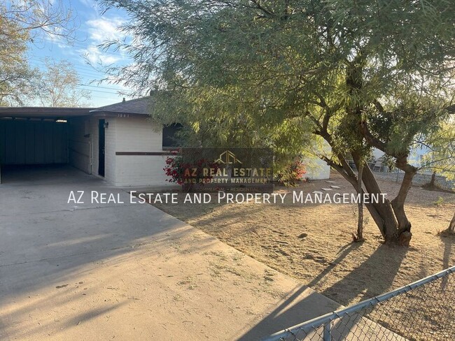 3841 N 63rd Dr in Phoenix, AZ - Building Photo - Building Photo