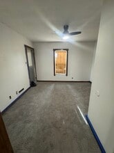1608 Kansas St in Muscatine, IA - Building Photo - Building Photo