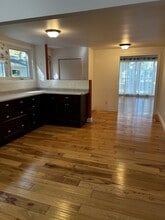 1931 Lakeshore Rd in Sarnia, ON - Building Photo - Building Photo