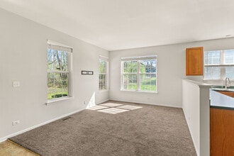 712 Morris Ct in Lakemoor, IL - Building Photo - Building Photo