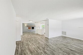 4015 Litchfield Dr in New Port Richey, FL - Building Photo - Building Photo