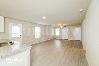 9115 Griffith Run in Converse, TX - Building Photo - Building Photo