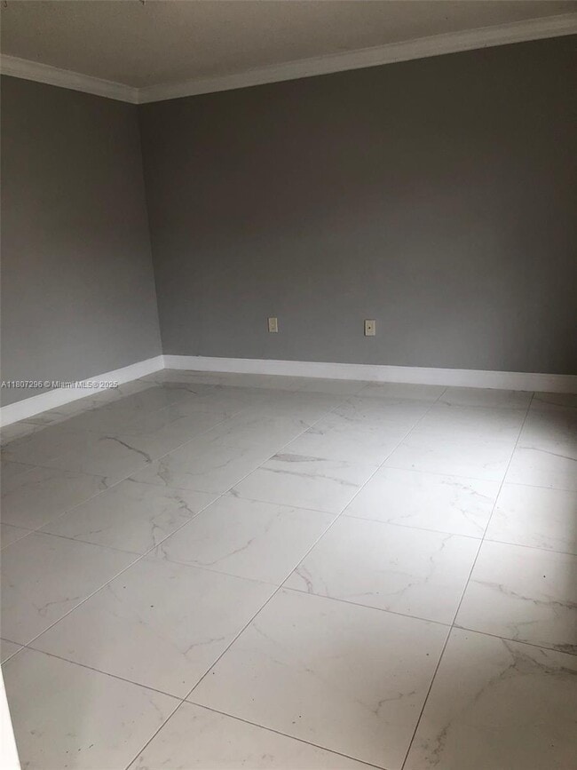 3834 SW 153rd Pl in Miami, FL - Building Photo - Building Photo