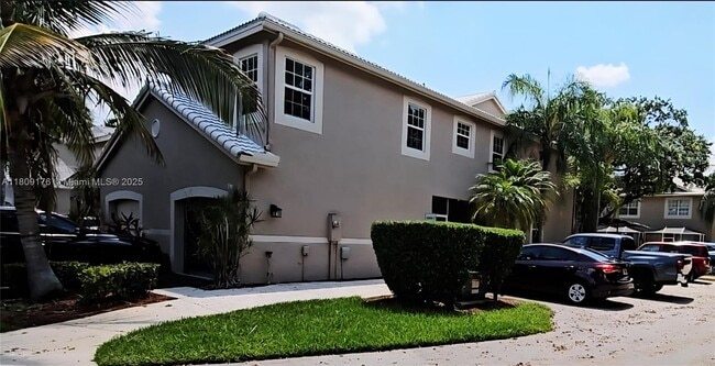 property at 1877 Salerno Cir