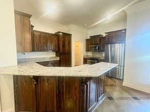 2366 Woodland Ct in Port Allen, LA - Building Photo - Building Photo