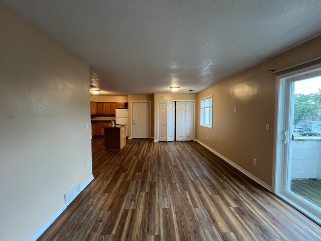 886 Wescott Square in St. Paul, MN - Building Photo - Building Photo