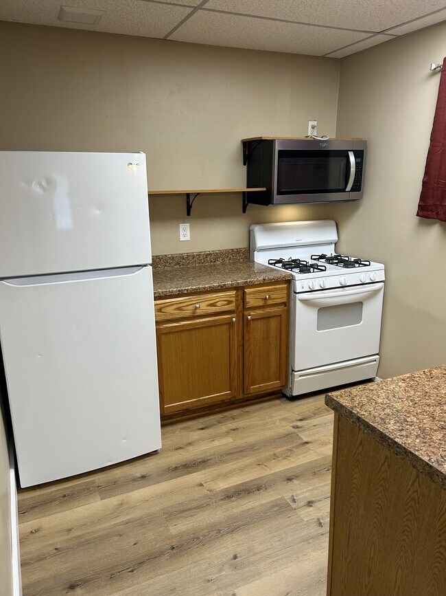 234 Watson Ave in Fairmont, WV - Foto de edificio - Building Photo