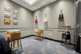 Grace in Nashville, TN - Foto de edificio - Building Photo