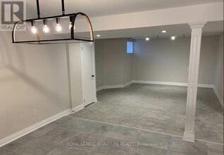 62 Elmsthorpe Ave in Toronto, ON - Building Photo - Building Photo