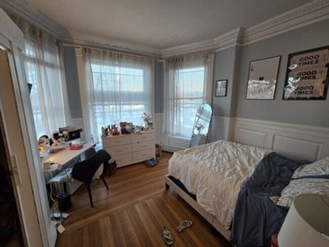 15 Bay State Rd in Boston, MA - Foto de edificio - Building Photo