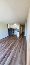14882 Randall Ave in Fontana, CA - Foto de edificio - Building Photo