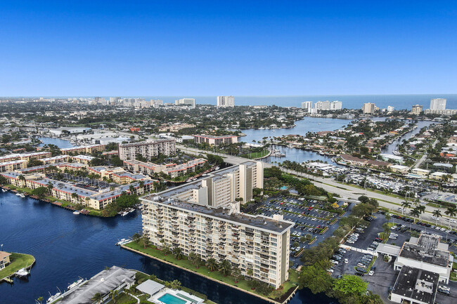 801 S Federal Hwy in Pompano Beach, FL - Building Photo - Building Photo