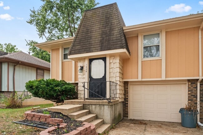 property at 1424 S Haden Ct