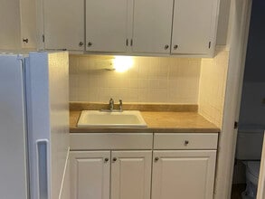 202 Ackerman Ave in Clifton, NJ - Building Photo - Building Photo