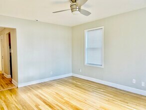 5 W 1st St in Bayonne, NJ - Building Photo - Building Photo