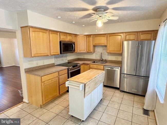 105 Staunton Ct in Stafford, VA - Building Photo - Building Photo