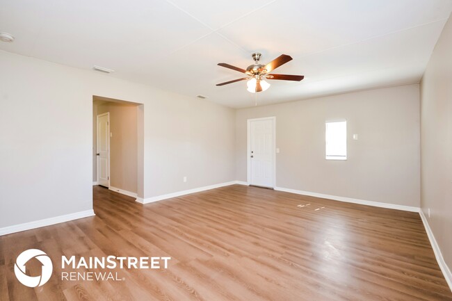 3124 Newtown Blvd in Sarasota, FL - Building Photo - Building Photo