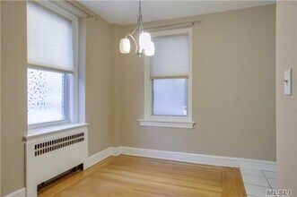 8 Barstow Rd-Unit -2D in Great Neck, NY - Building Photo - Building Photo