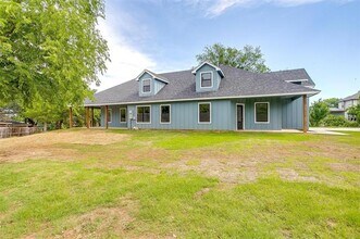 3815 Silver Creek Ct in Granbury, TX - Building Photo - Building Photo