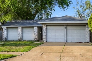 15306 Evergreen Pl Dr in Houston, TX - Building Photo