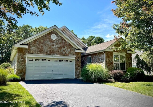 property at 105 Golf View Dr