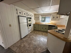 6781 Hubbard Creek Rd in Umpqua, OR - Building Photo - Building Photo