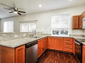 748 Fenway Ln in Tumwater, WA - Building Photo - Building Photo