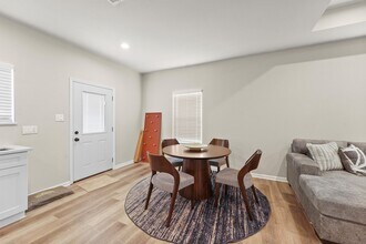 1026 Theresa St in Houston, TX - Building Photo - Building Photo
