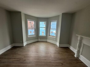 35 Benkard Ave in Newburgh, NY - Building Photo - Building Photo