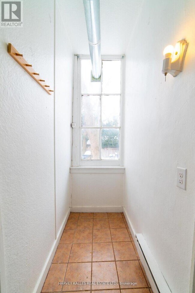 678 Huron St in Toronto, ON - Building Photo - Building Photo